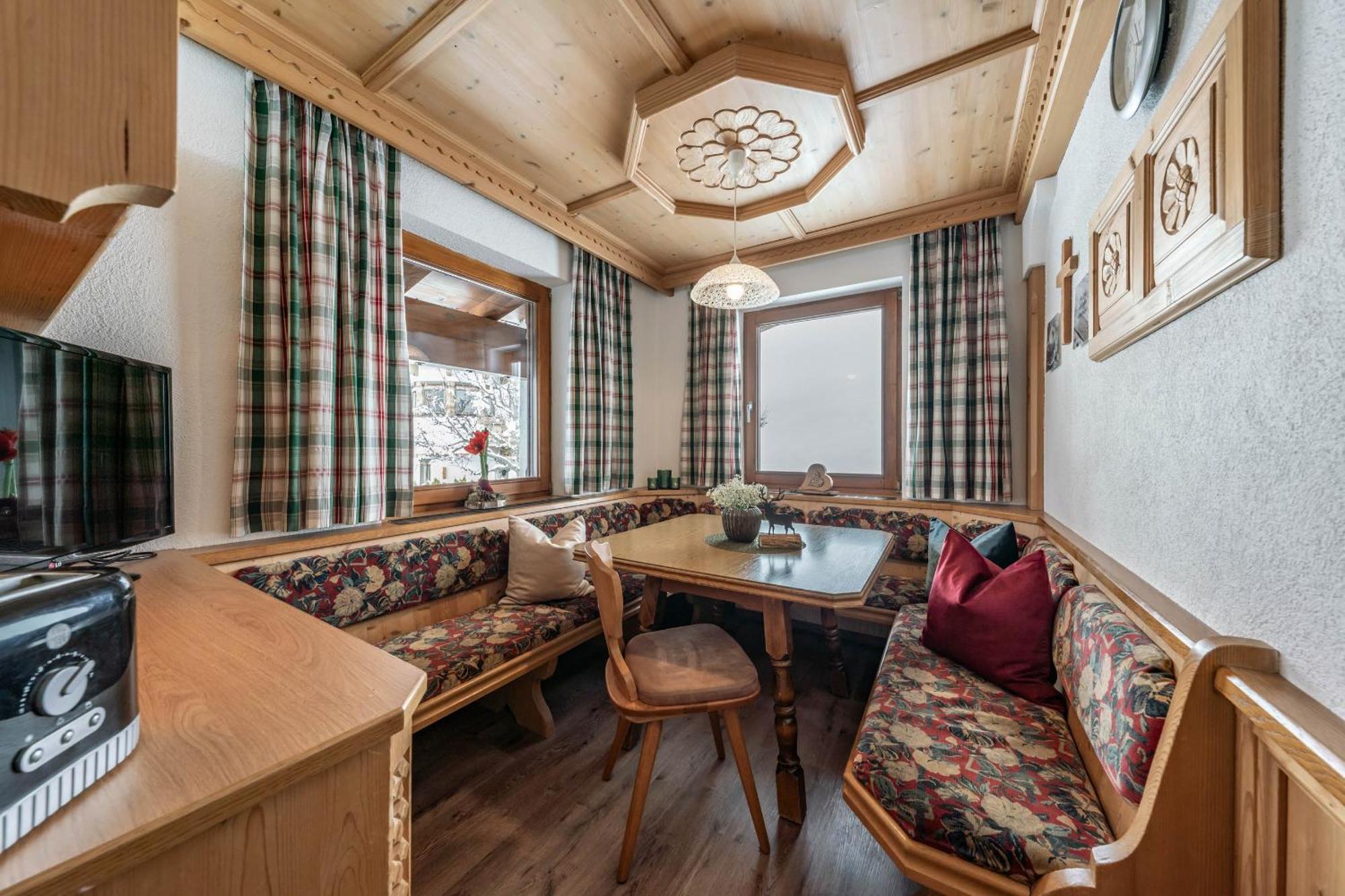 Haus Schoeser Hippach Kültér fotó